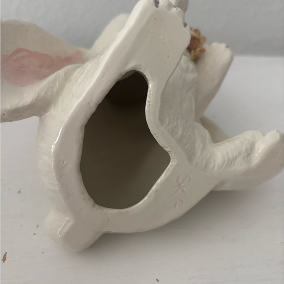 Vintage Lop Ear Bunny Rabbit Figurine Ceramic Easter Bunny - Picture 4 of 4